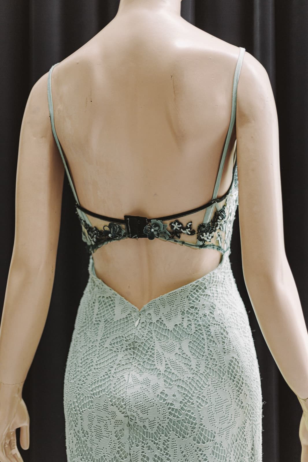 Green Lace Corset Dress - Atelier Molina · Alta Costura & Sastrería de Autor · Buenos Aires