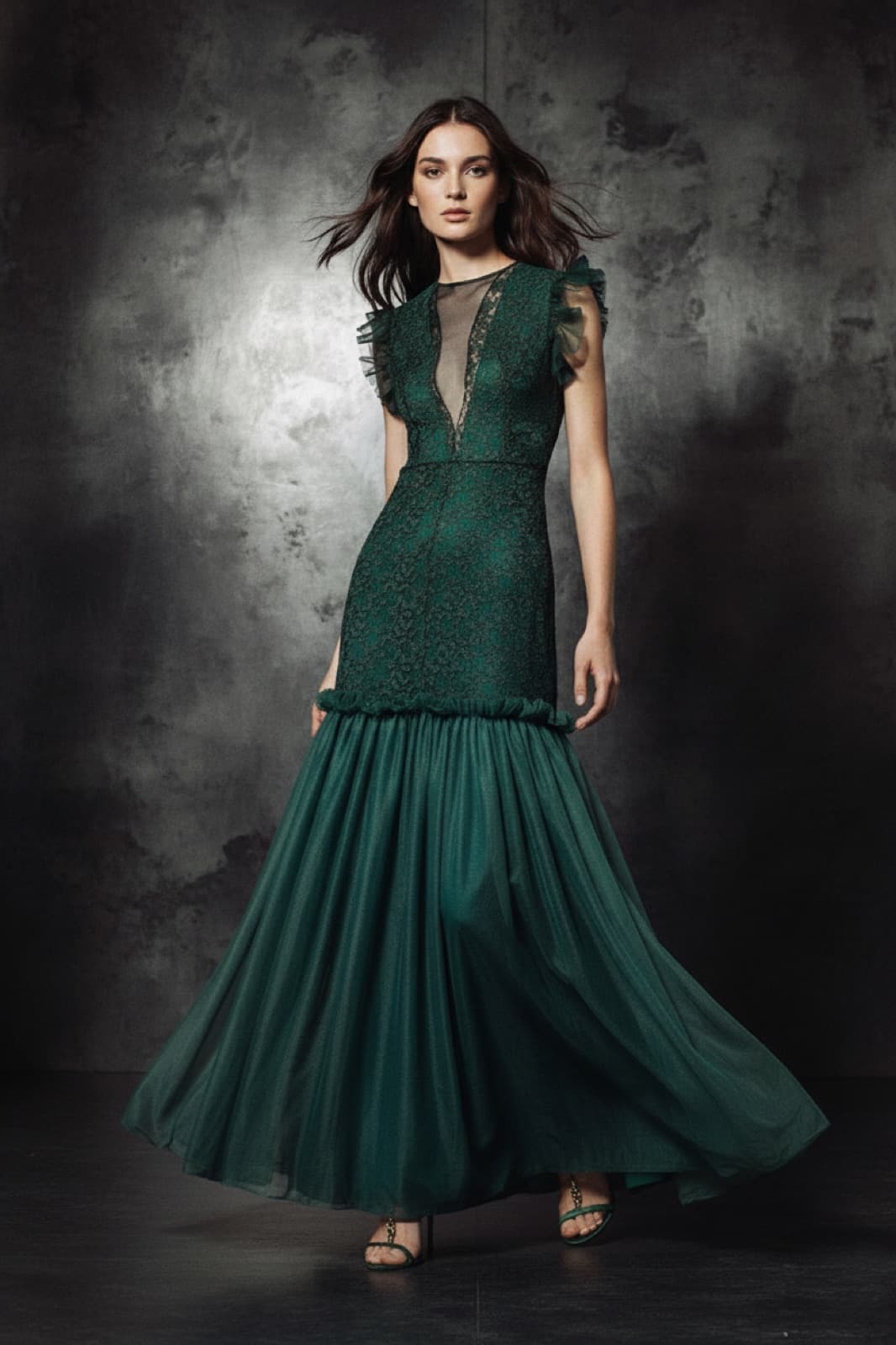 Vestido de encaje con ruffles - Atelier Molina · Alta Costura & Sastrería de Autor · Buenos Aires