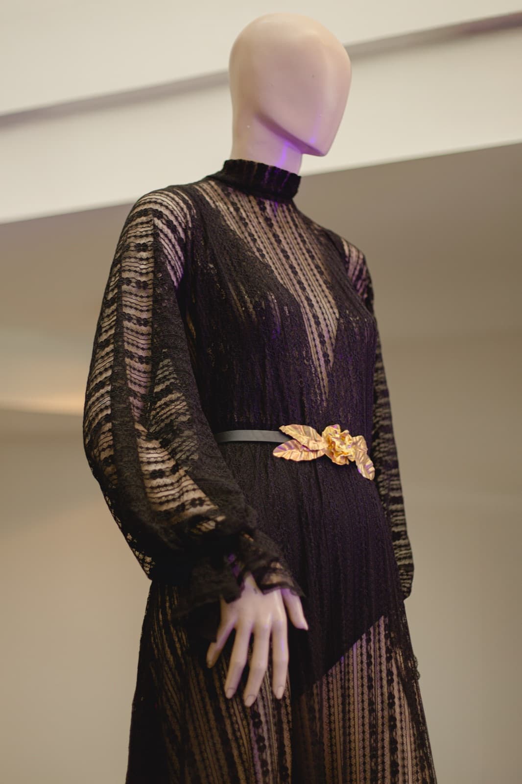 Vestido de encaje vertical elastizado - tienda online