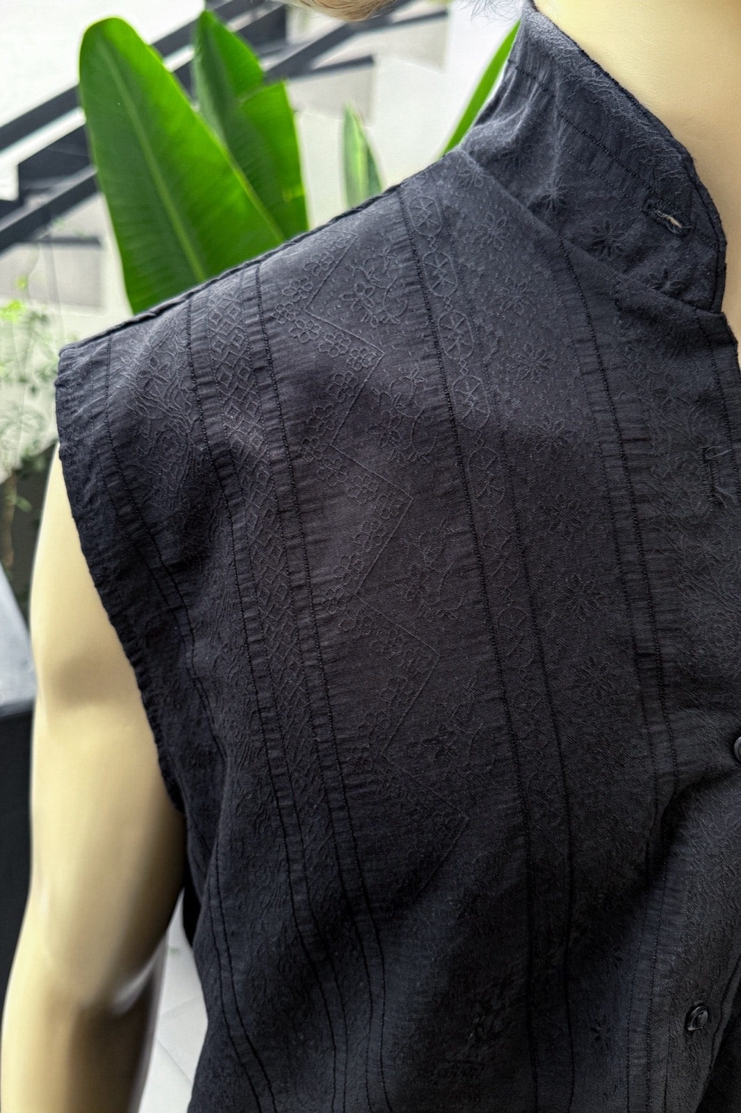Camisa Sin Mangas Jaquard Labrado -- Gris Plomo - tienda online