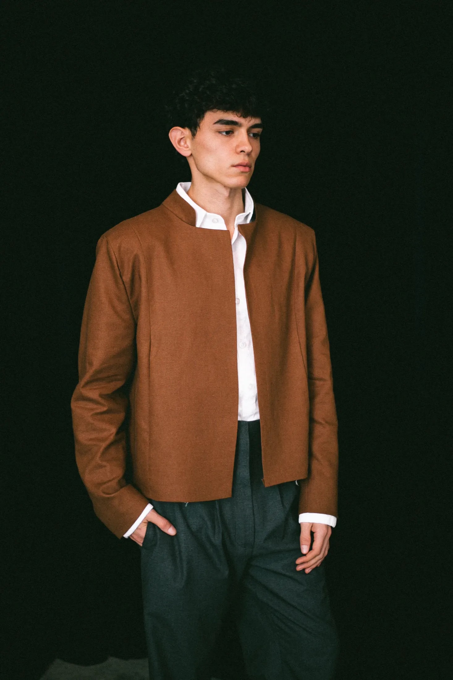 Chaqueta de lino marrón 2