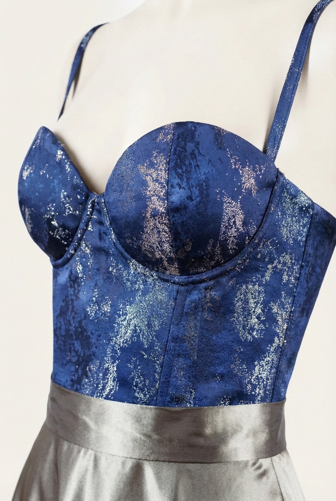 Corset de brocato - comprar online