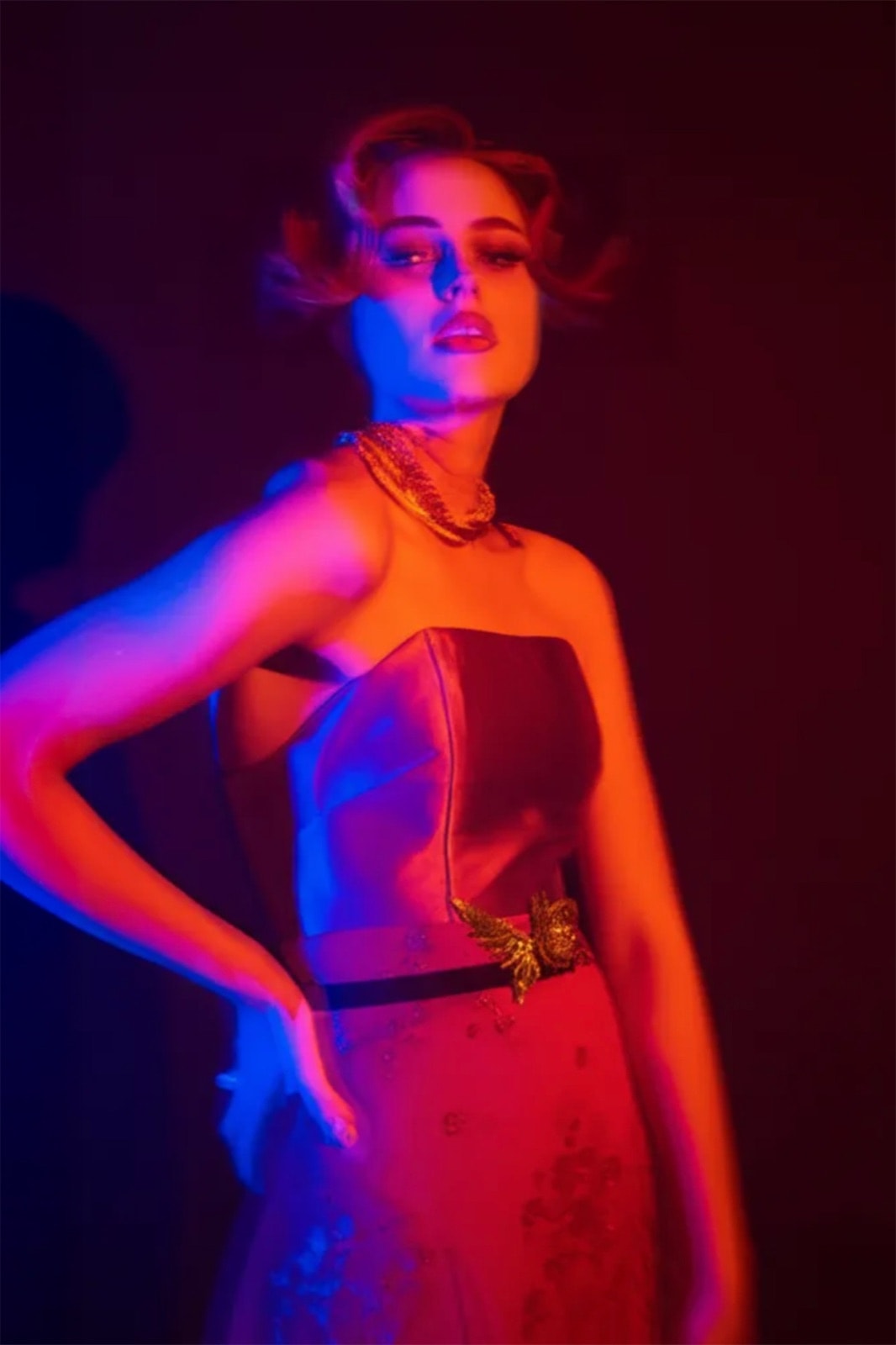 Corset strapless de tafetán magenta - comprar online