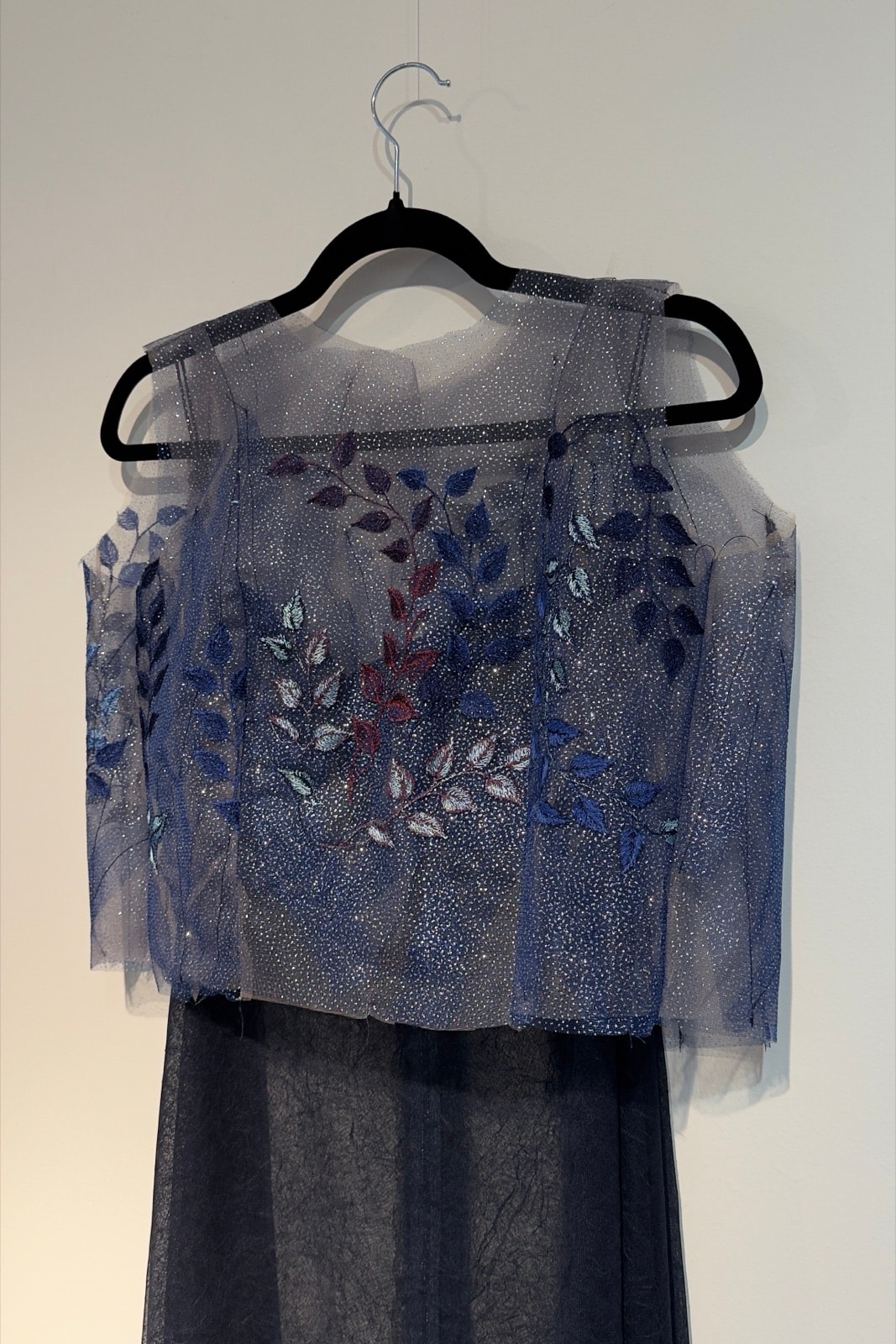 Crop-top bordado - tienda online