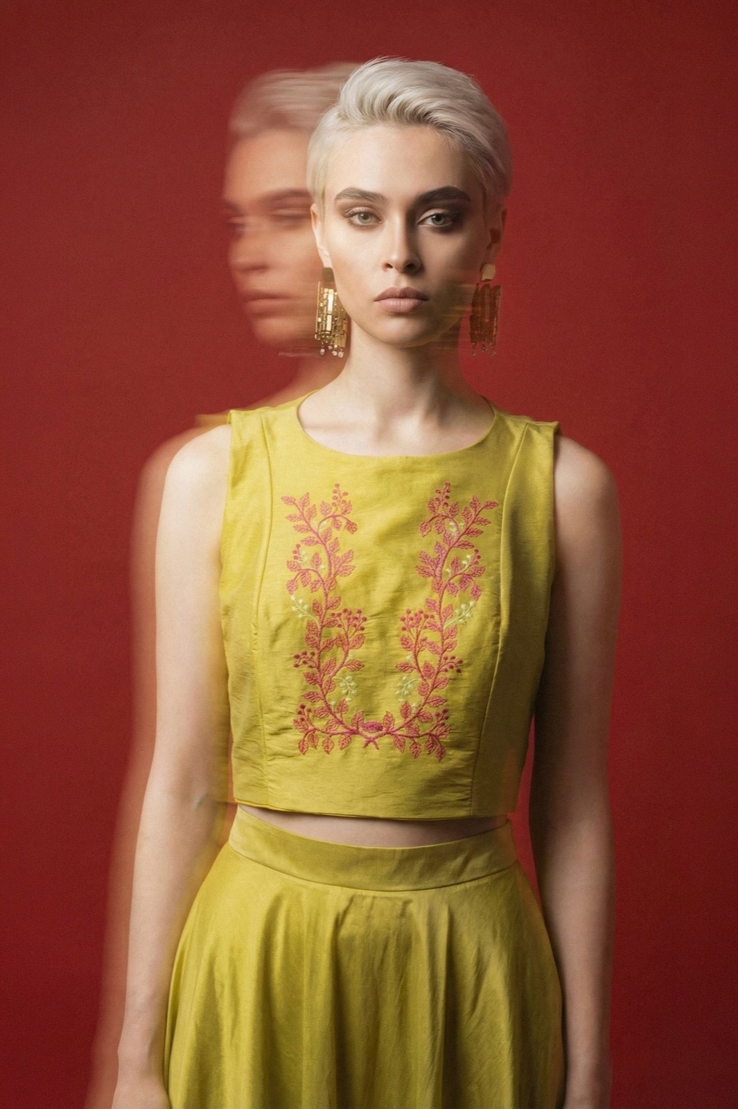 Croptop de tafetán bordado - comprar online