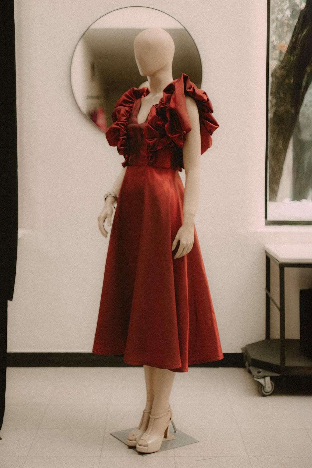 Drapped Flower Dress en internet