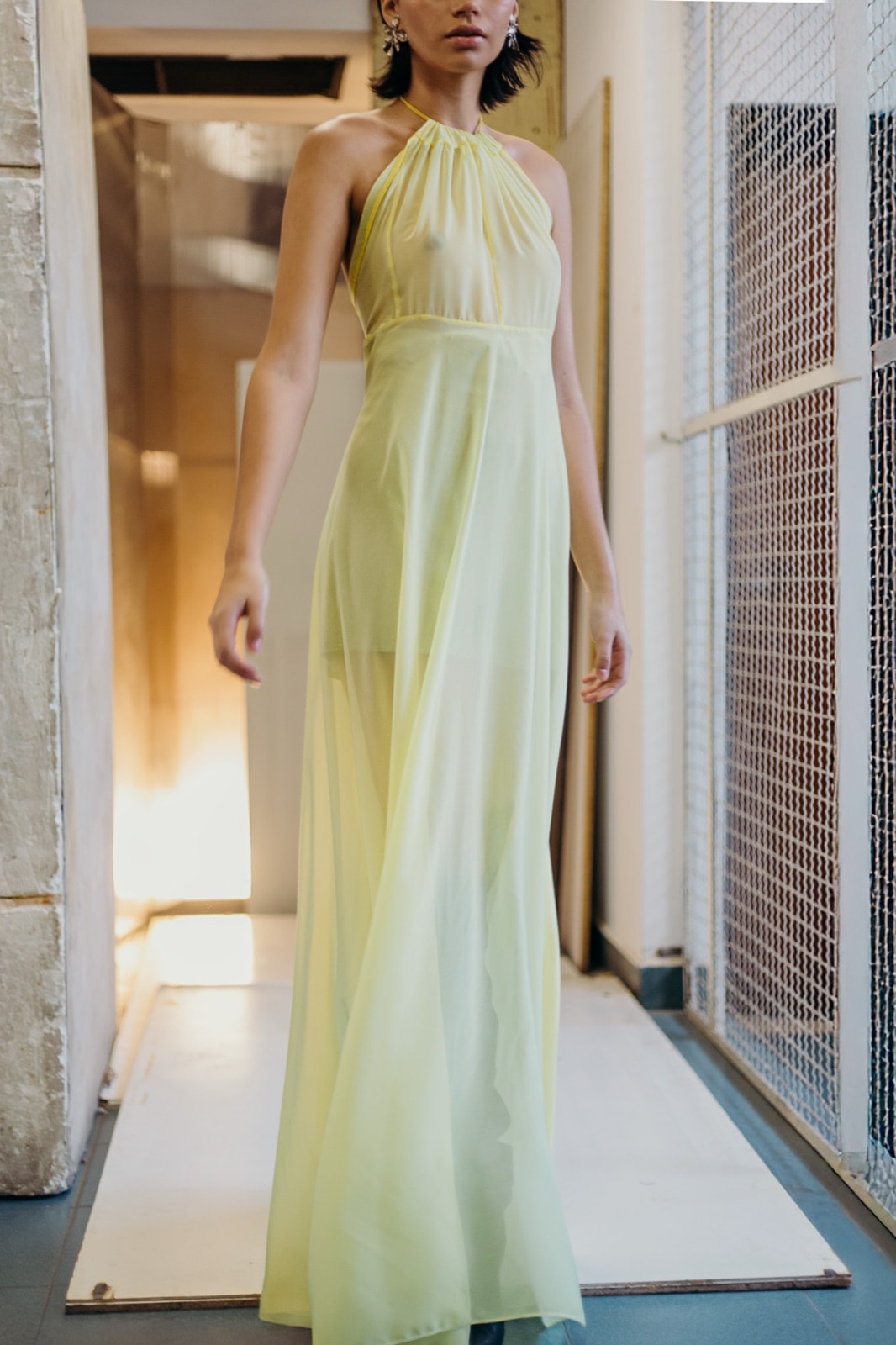Halter slip dress amarillo - Atelier Molina · Alta Costura & Sastrería de Autor · Buenos Aires