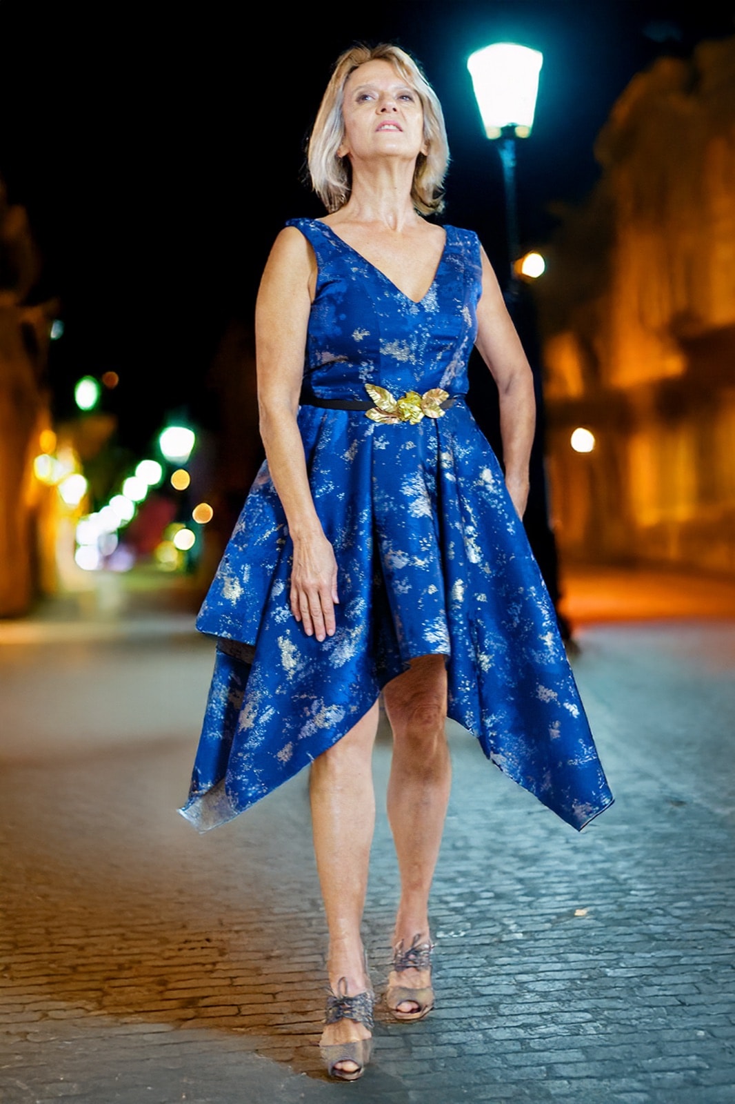 Molina Corto de Brocato Azul y dorado - comprar online