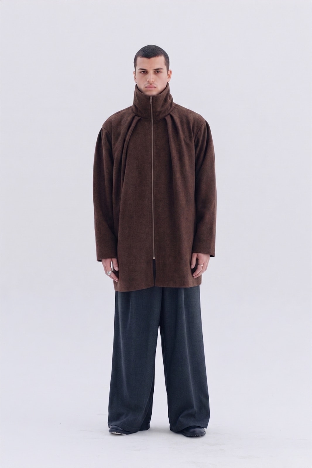 Saco Cuello Alto Chocolate