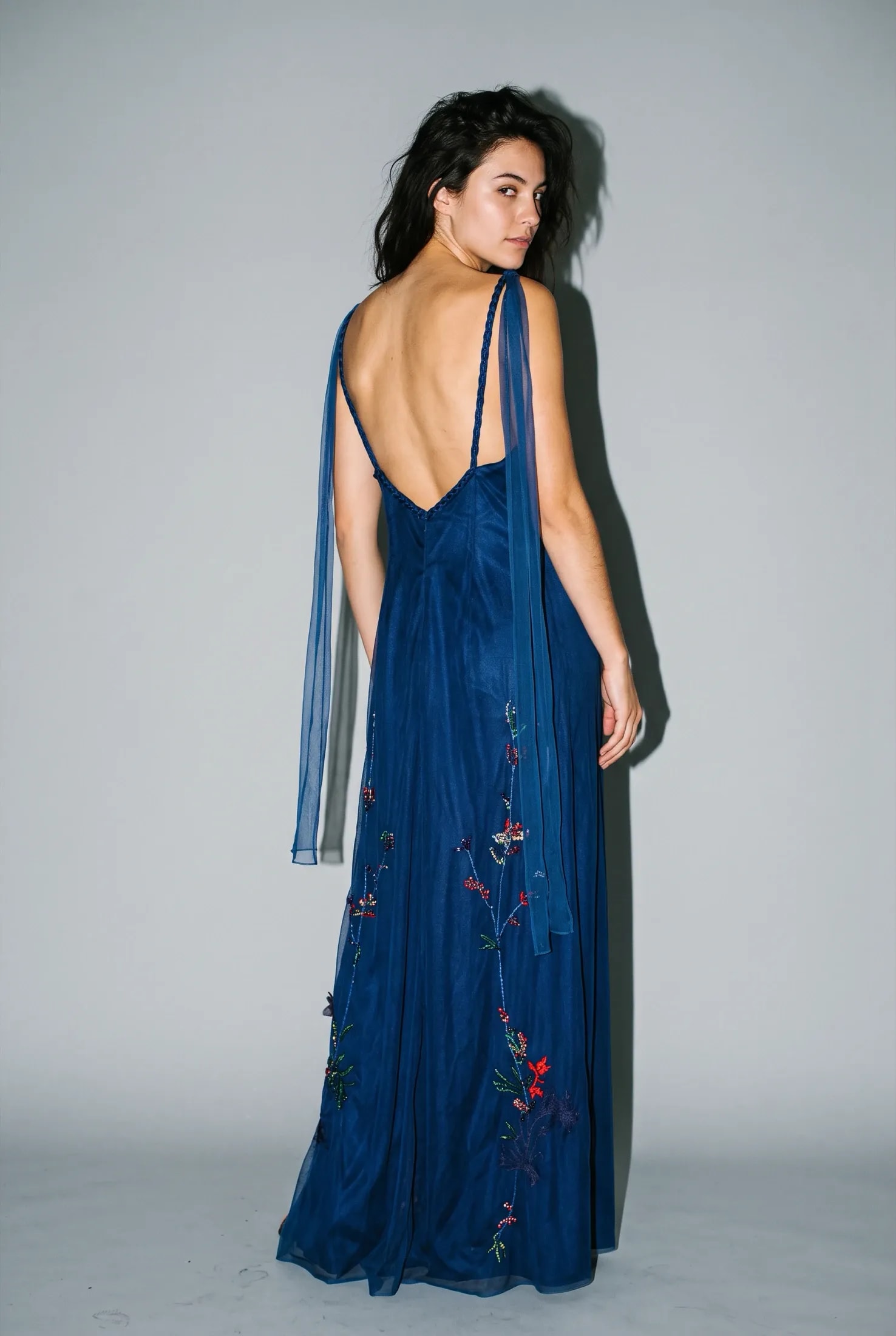 Vestido azul bordado 2