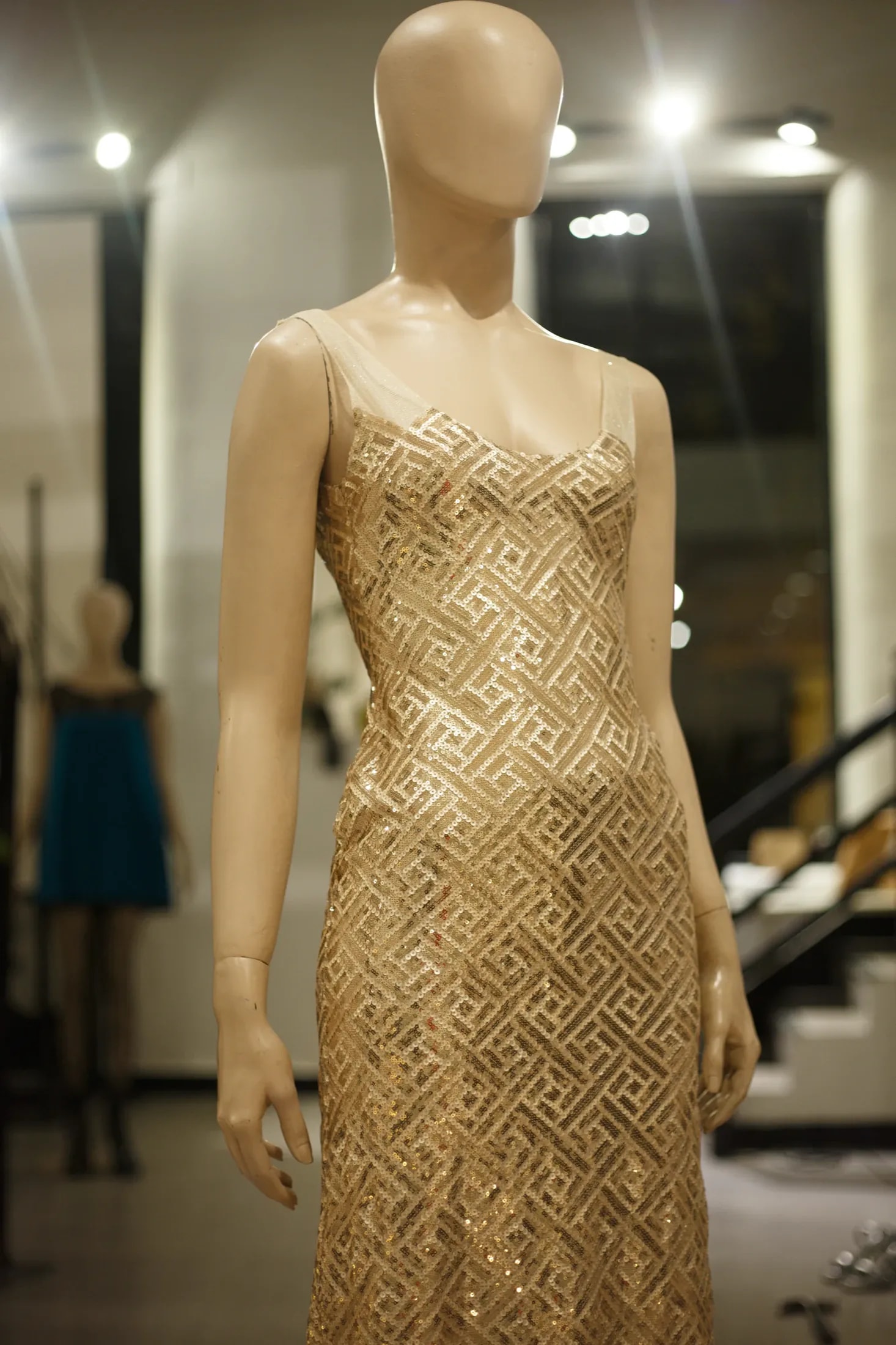 Vestido dorado 2