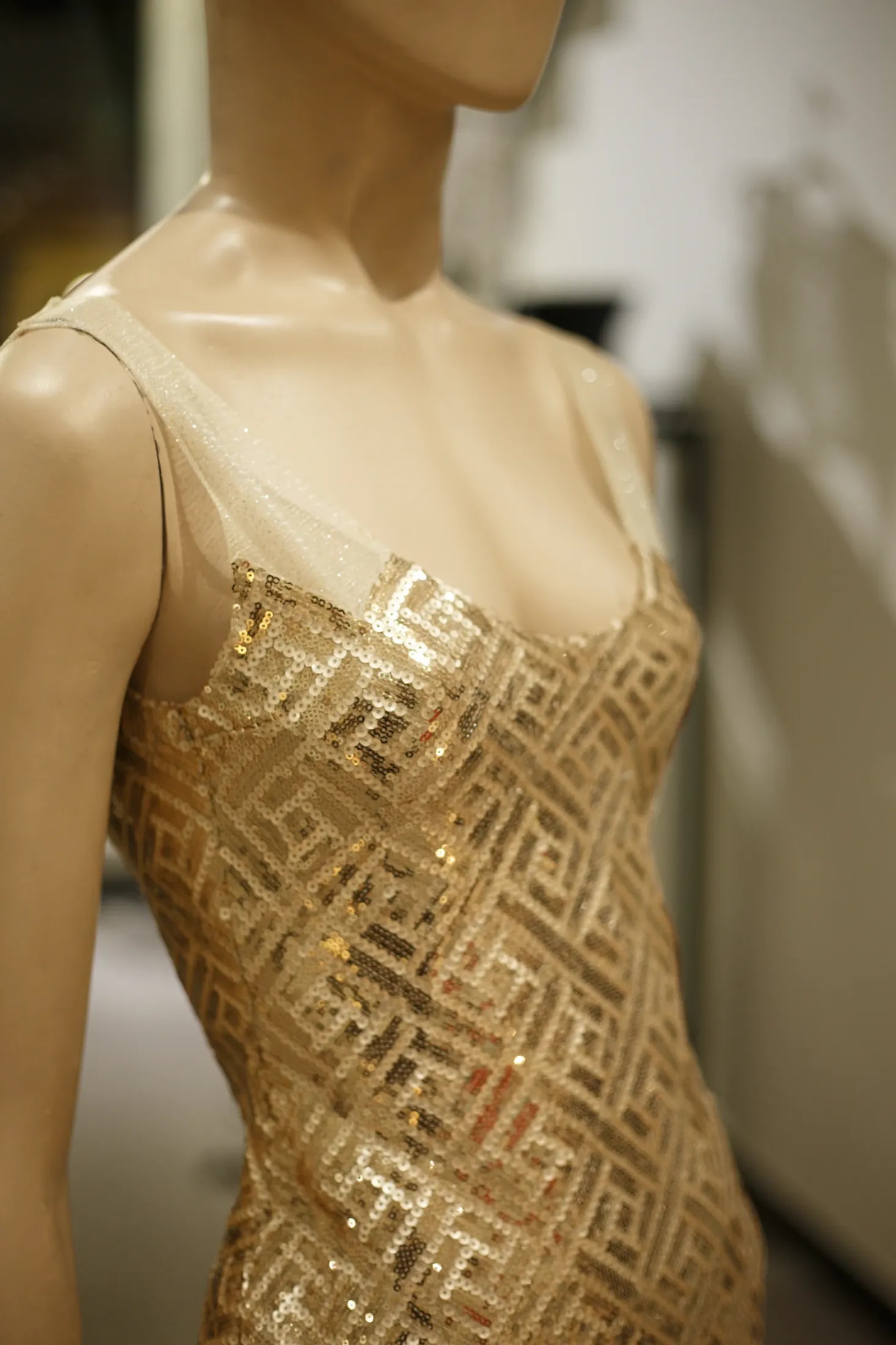 Vestido dorado 4