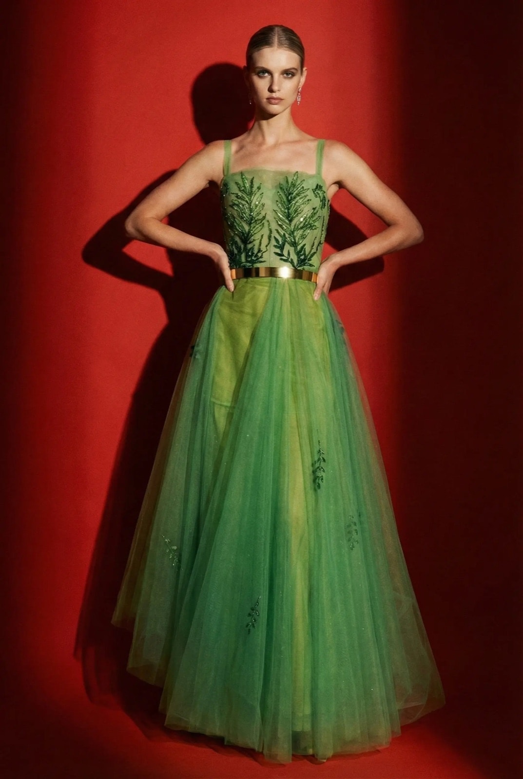 Robe « Emerald Garden » | Tulle brodé et subtiles transparences