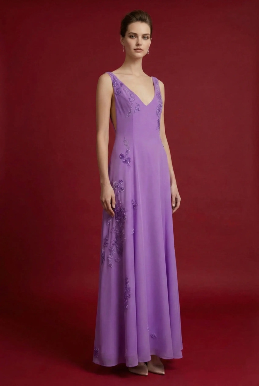Vestido "Amethyst Garden" | Crepe Violeta con Bordado de Cristal y Lentejuelas - Atelier Molina · Alta Costura & Sastrería de Autor · Buenos Aires