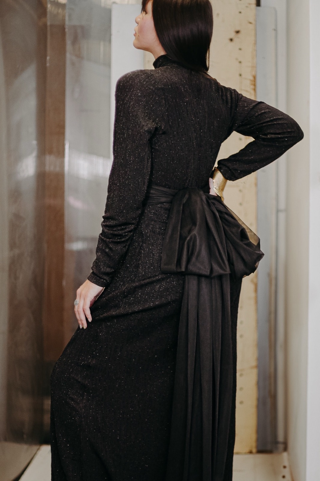Vestido mangas largas con faja corsetera - Atelier Molina · Alta Costura & Sastrería de Autor · Buenos Aires